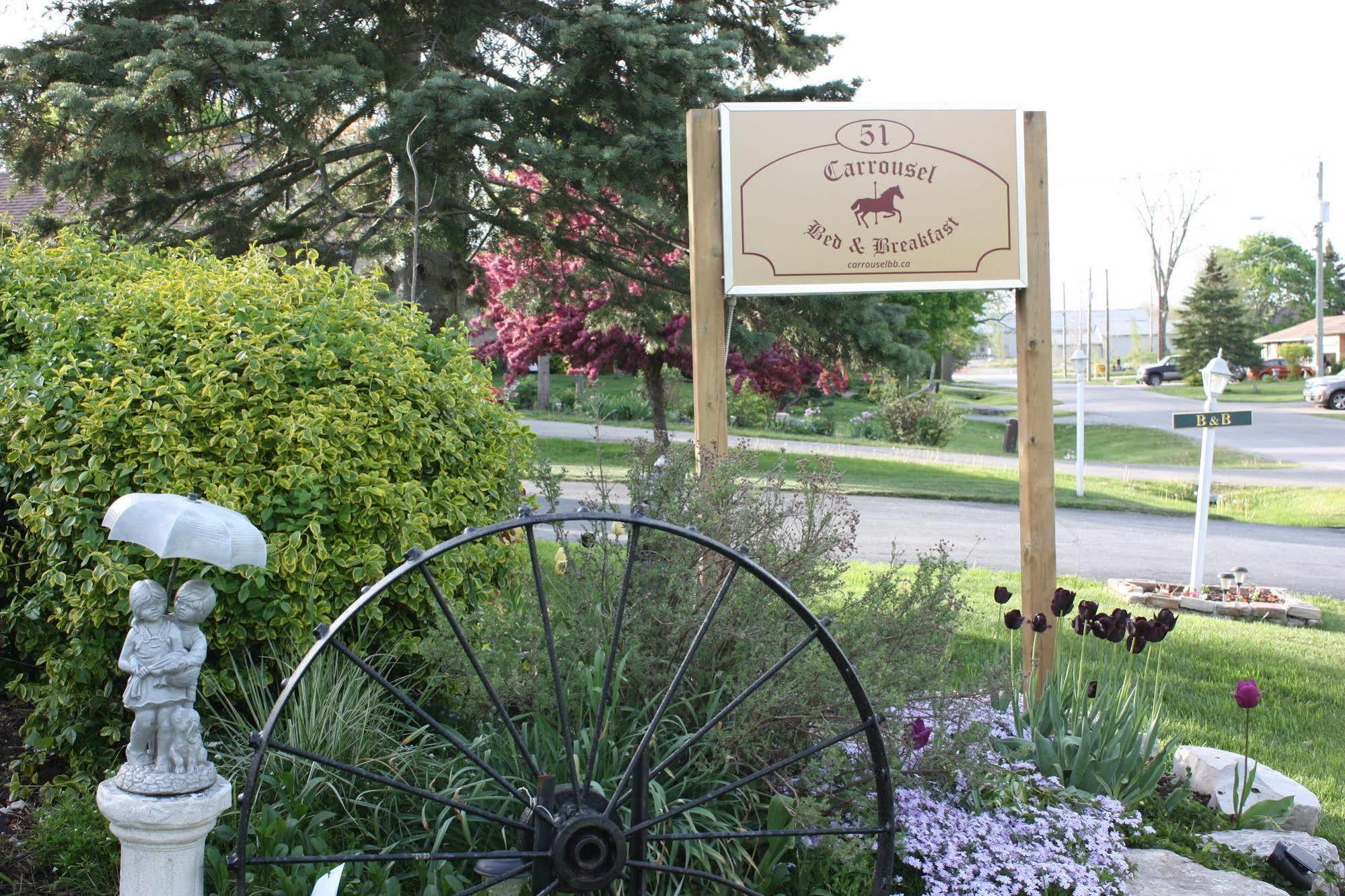 Carrousel Bed & Breakfast Cayuga Exterior foto
